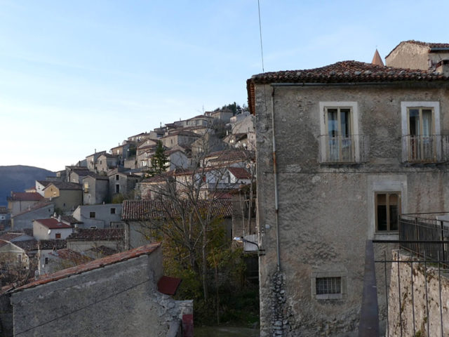 https://www.cuorebasilicata.it/wp-content/uploads/2019/01/m_vetere_header-640x480.jpg