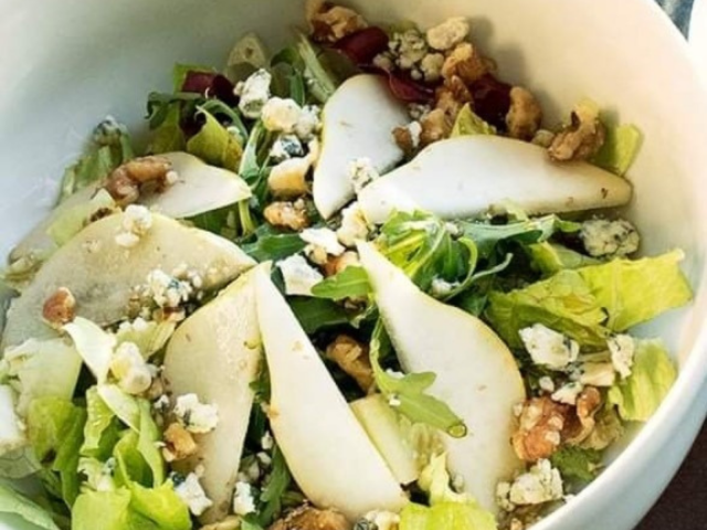 Insalata di pecorino di Moliterno e pere